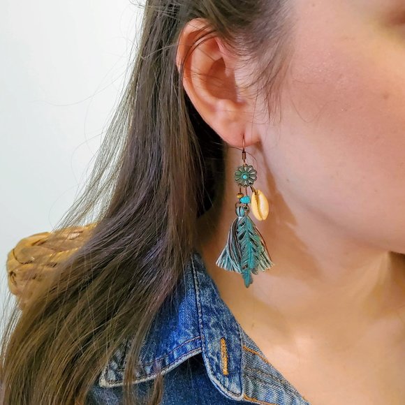 Cute Southwestern Boho Tassel Earrings - Picture 2 of 4